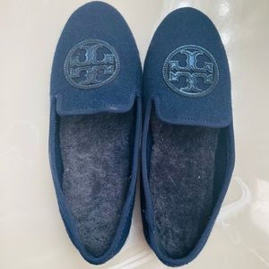 Tory Burch Navy loafers size 6